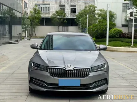 2019 Skoda Superb 2