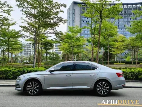 2025 Skoda Superb 4