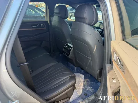 2025 Chery Tiggo 9 8