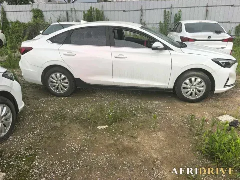2020 Dongfeng RuiQi 6 3
