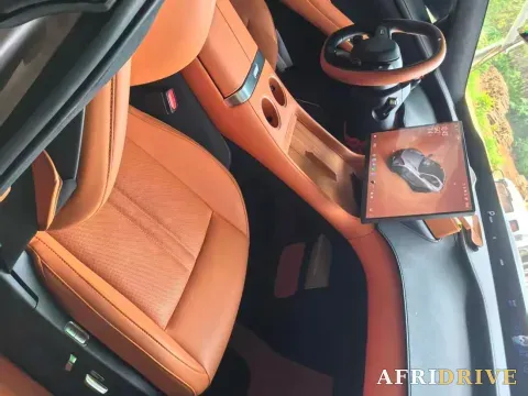 2025 MI YU7 5