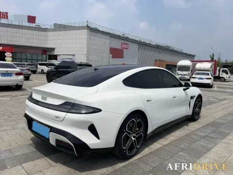 2024 MI SU7 4