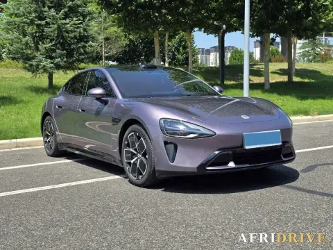 2024 MI SU7 3
