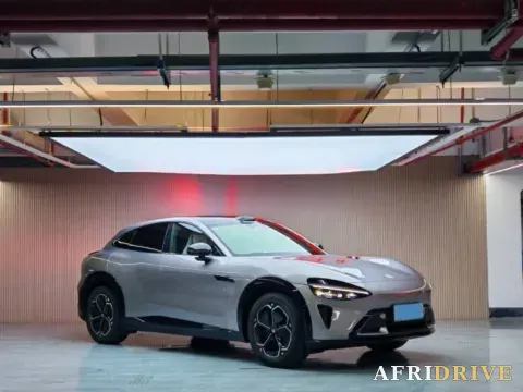 2025 MI YU7 3