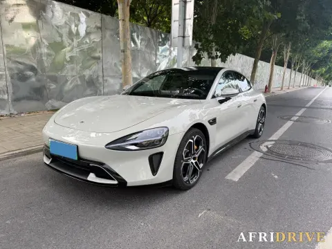 2024 MI SU7