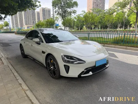 2024 MI SU7 3