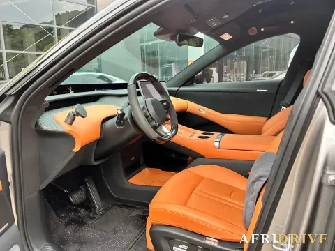2025 MI YU7 4