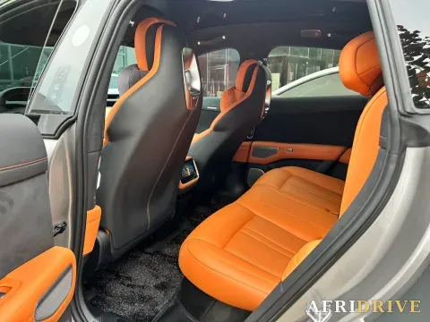 2025 MI YU7 5