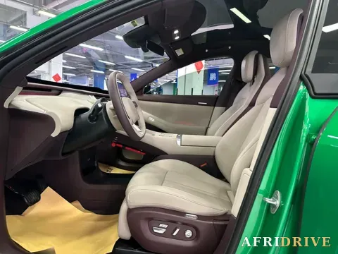 2025 MI YU7 9