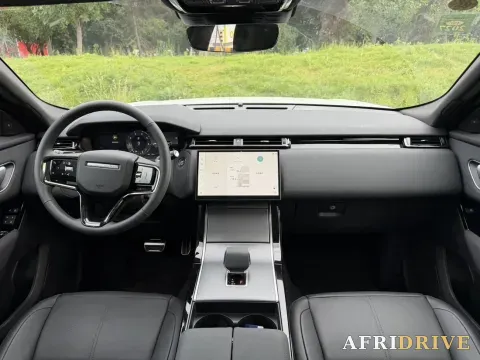 2025 Land Rover Range Rover Velar 5