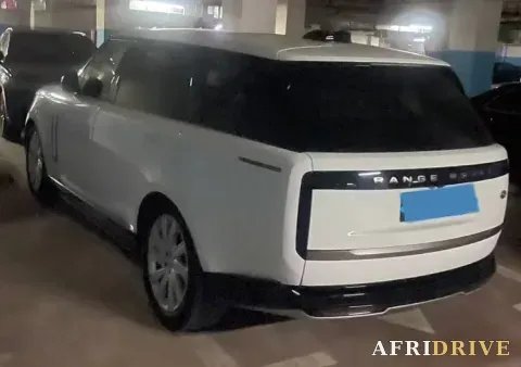 2025 Land Rover Range Rover 2