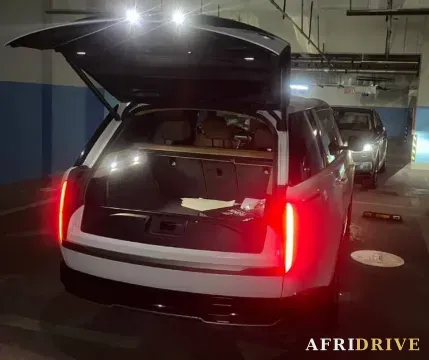 2025 Land Rover Range Rover 3