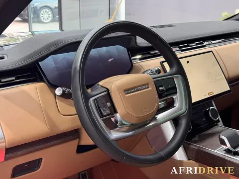 2023 Land Rover Range Rover 3