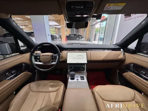 2023 Land Rover Range Rover 7