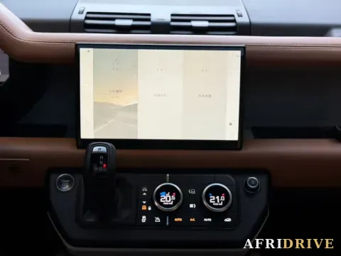 2024 Land Rover Defender 20