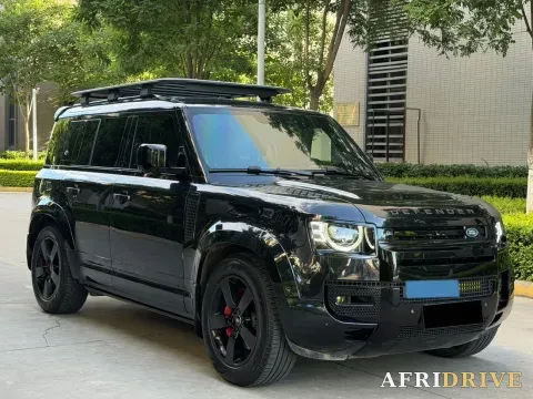 2024 Land Rover Defender 3