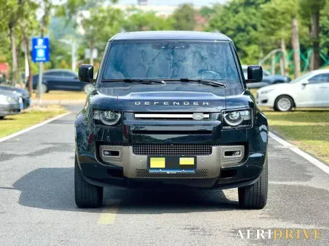2024 Land Rover Defender 2