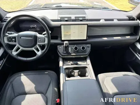 2024 Land Rover Defender 4