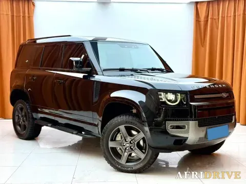 2024 Land Rover Defender 3