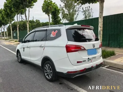 2017 BaoJun 730 9