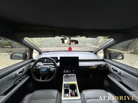 2022 Geely Okavango 5