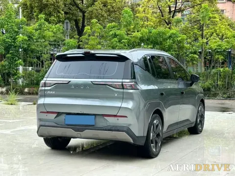 2022 Geely Okavango 7