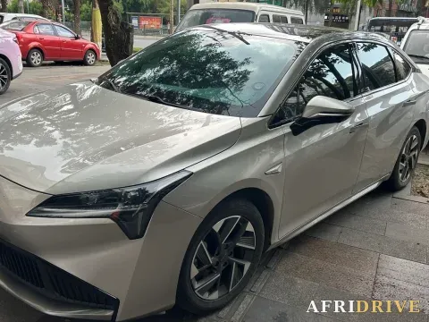 2022 ChangAn Oshan Z6