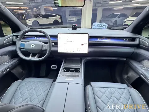 2026 NIO ES8 6