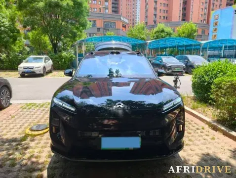 2025 NIO ES6 2