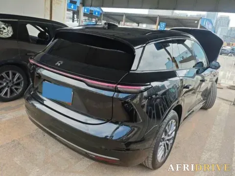 2025 NIO ES6 3