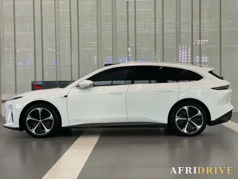 2024 NIO ET5T 3