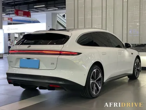 2024 NIO ET5T 4