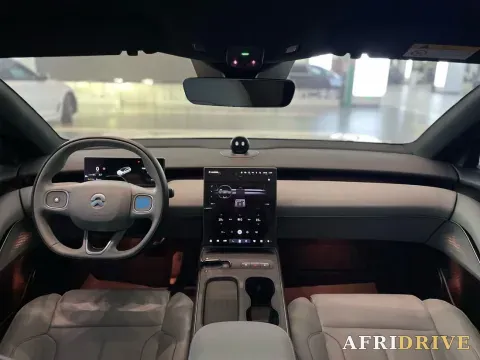 2024 NIO ET5T 8