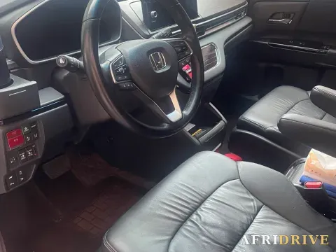 2022 Honda Odyssey 3