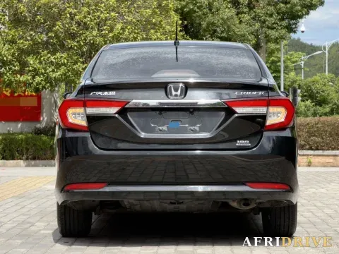 2019 Honda Crider 8