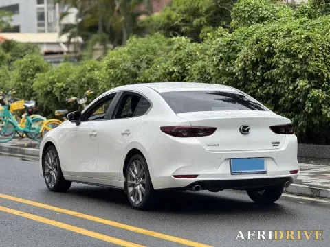 2023 Mazda 3 Axela 7