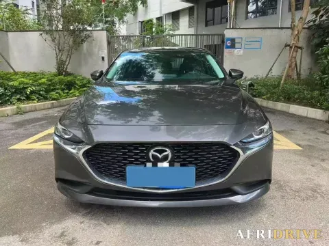 2020 Mazda 3 Axela 2