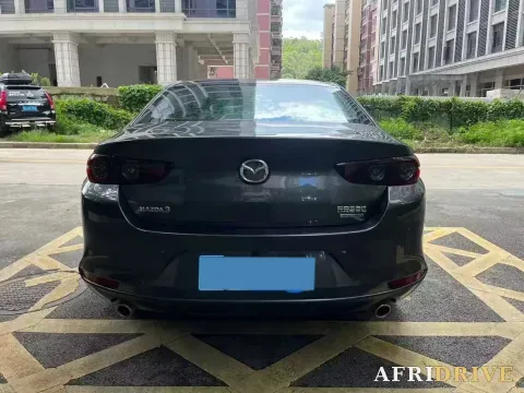 2020 Mazda 3 Axela 4