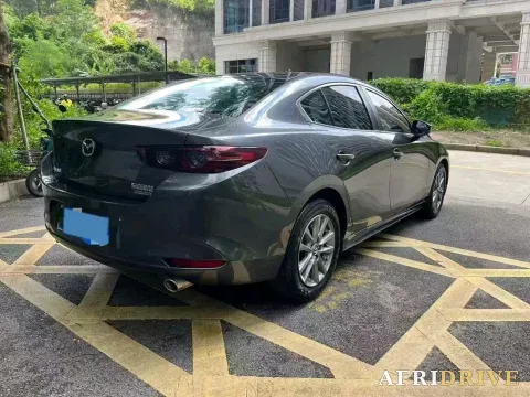 2020 Mazda 3 Axela 5