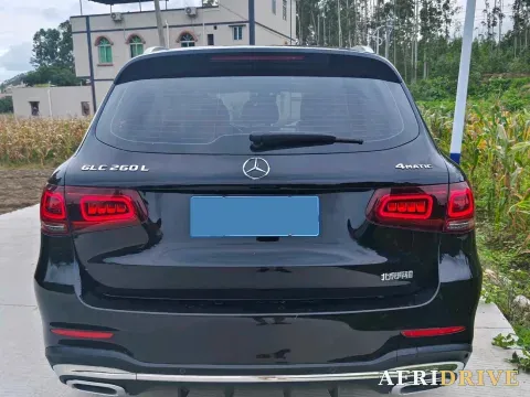 2020 Mercedes-Benz GLC Class 8