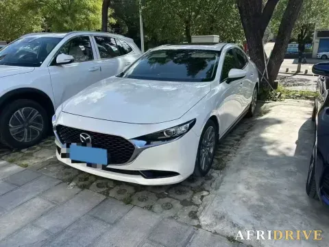 2021 Mazda 3 Axela