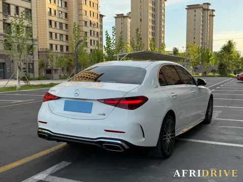 2025 Mercedes-Benz C Class 9