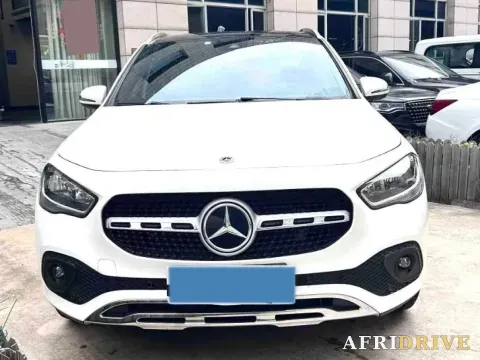 2022 Mercedes-Benz GLA Class 2