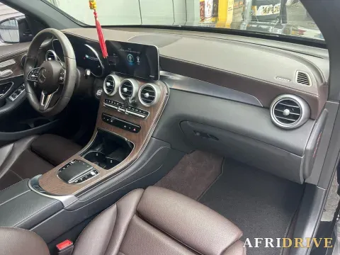 2020 Mercedes-Benz GLC Class 4