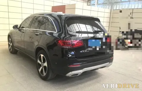 2022 Mercedes-Benz GLC Class 4