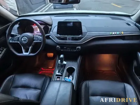 2020 Nissan Teana 6
