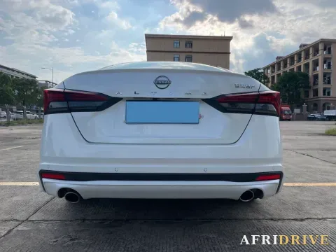 2022 Nissan Teana 5