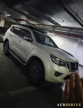 2020 Nissan Terra 2