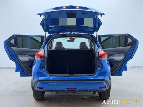 2021 Nissan Kicks 16