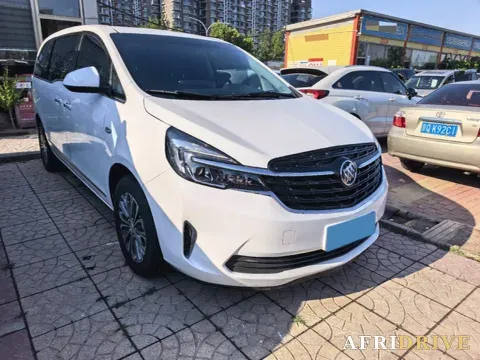 2022 Buick GL8 3